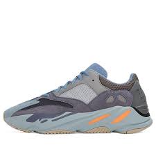 yeezy 700 carbon blue (USED)