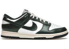Nike dunk low vintage green